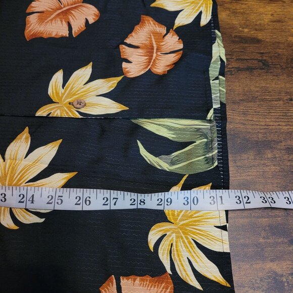 JoS A Bank Silk Hawaiian Shirt Size L Tropical Black Preppy Quiet Luxury - Picture 8 of 8